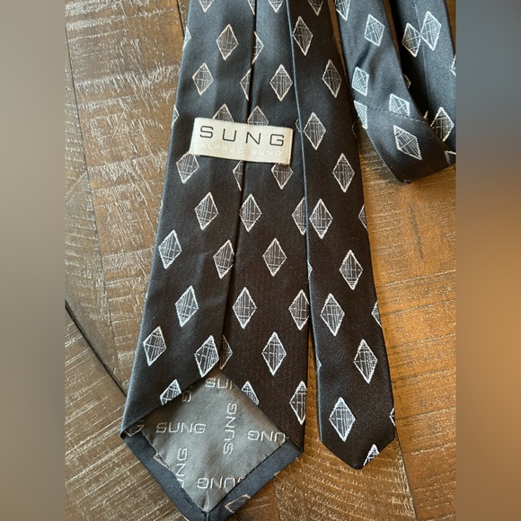 Alfred Sung Silk Tie - Picture 3 of 4